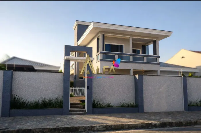 Casa com Piscina, Lago e Área Gourmet Próxima da Praia e do Beto Carrero World