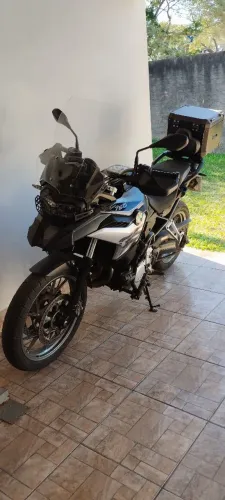 GS F750 Premium zerada.