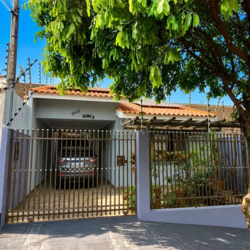 CASA NO RESIDENCIAL TUIUTI | ENERGIA SOLAR, SEGURANÇA E CONFORTO
