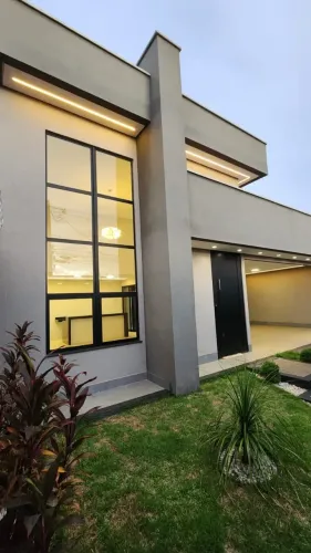 Casa Perfeita! 3 Suítes c Banheira - Área Gourmet e Piscina com Cascata - Jd. Balneário Me