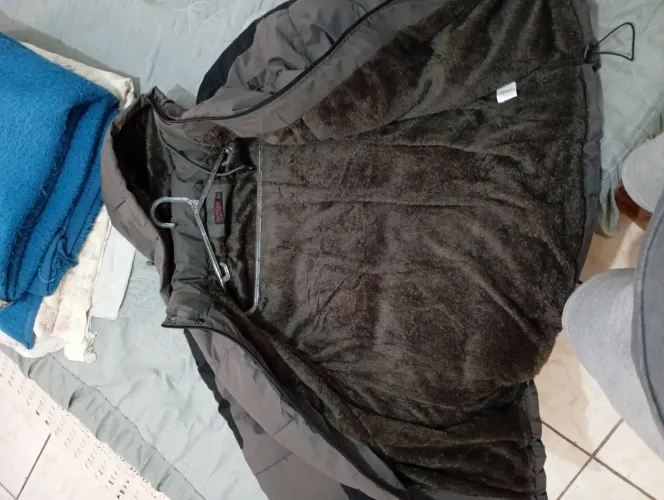 Vendo jaqueta corta vento