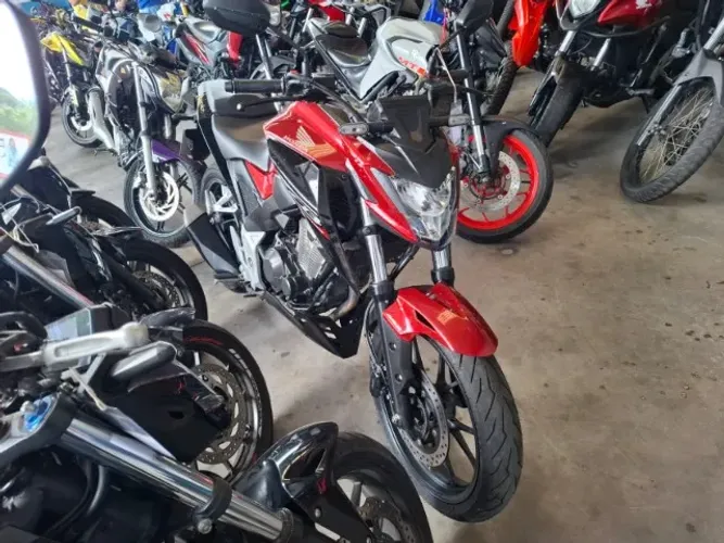 Honda Cb 300cc 2025