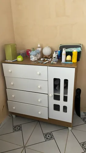 Vendo cômoda infantil 100% MDF 
