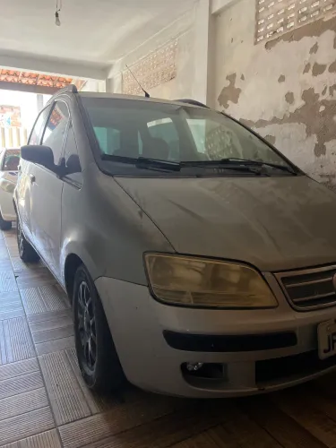 Fiat Idea HLX 1.8 MPI Flex 8V 5P 2006