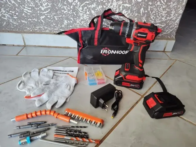 Parafusadeira Furadeira De Impacto Profissional 21v Brushles Vermelho 127/220v 60hz