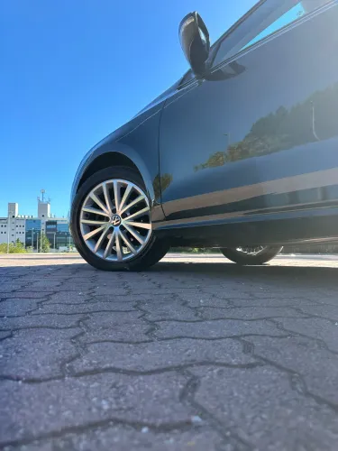 Volkswagen Jetta Comfortline 2.0 T.flex 8V 4P Tipt. 2011