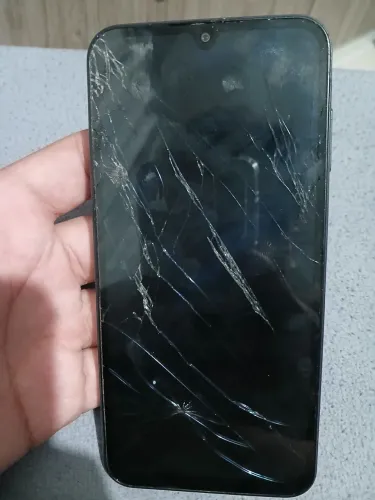  Samsung Galaxy A15 128GB - Tela com risco, touch 100% - R$ 470