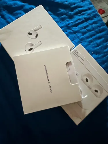 Original, trocoAirPods 3 with Wireless Charging Case