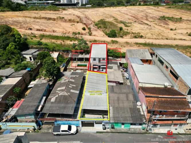Casa com 3 quartos sendo 1 suíte, vagas de garagem + 2 apto atras, Portão eletrônico