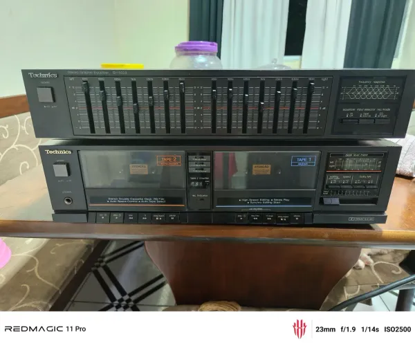 Equalizador e tape deck technics