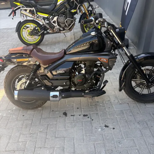 SHINERAY IRON 250 EFI ABS COM 2.990 KMS GARANTIA DE FÁBRICA
