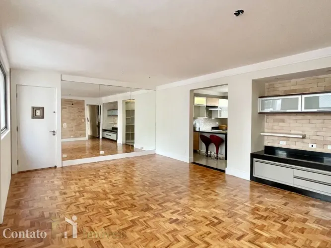 Apartamento à venda com 105m², Moema - SP
