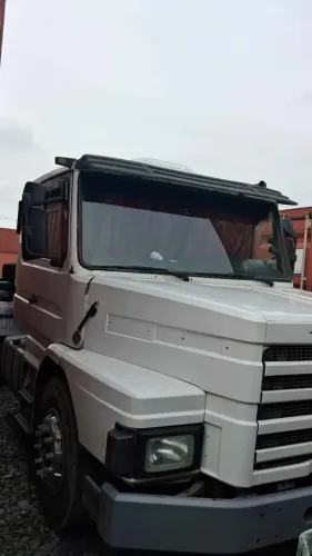 SCANIA 113H + CARRETA PORTA-CONTÊINER NOMA