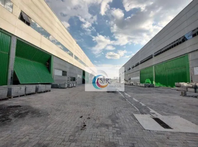 Galpão para alugar, 1192 m² - Parque Jaçatuba - Santo André/SP