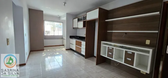 Apartamento semi mobiliado no Bairro Salto Weissbach