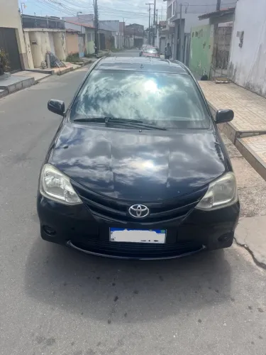 Toyota Etios XS 1.3 Flex 16V 5P Mec. 2013