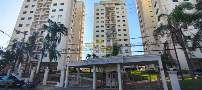 Apartamento com 3 dormitórios para alugar, 99 m² por R$ 2.332,73/mês - Santa Maria - Ubera