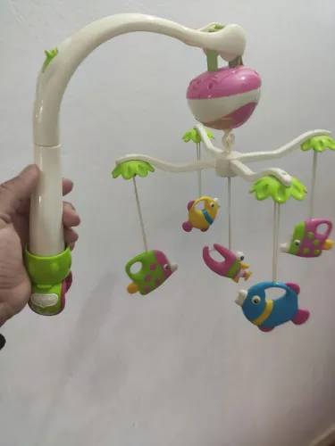 Mobile para bebês automático