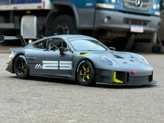 Carrinho de controle remoto Porsche