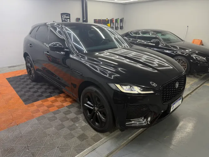 Jaguar F-Pace 2.0 R-dynamic SE 404cv (hibrido) 2024