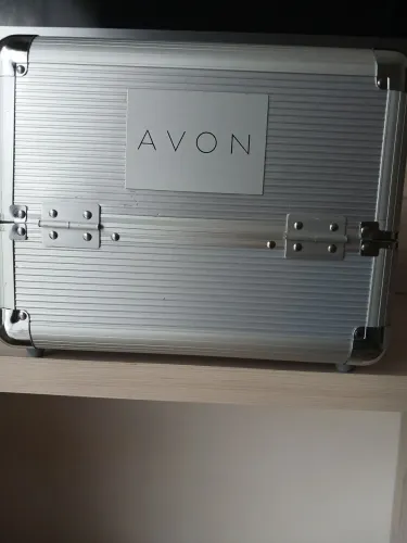 Maleta maquiagem avon