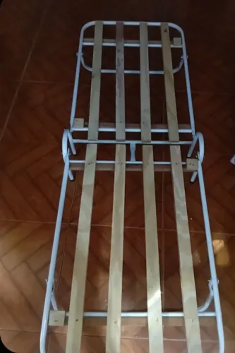 Cama de solteiro retrátil 