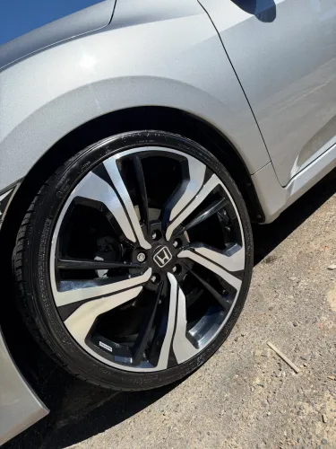 Roda aro 20 civic g10 5x114 pneus novos 225-35-20