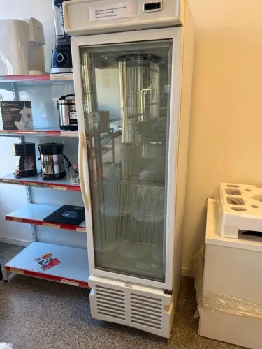 CERVEJEIRA SLIM IMBERA 340L PORTA VIDRO