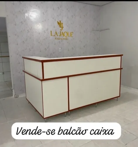 Vendo balcão com caixa