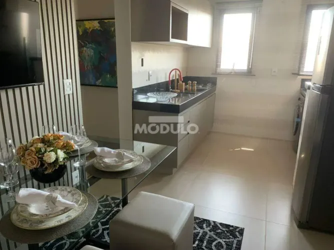 Apartamento residencial mobiliado disponível para locação no bairro Umuarama