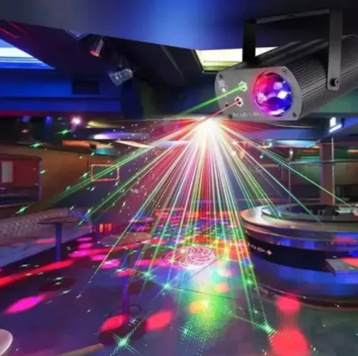 Jogo De Luz utilizado só uma vez Globo Canhão Rgb Laser 127/220v