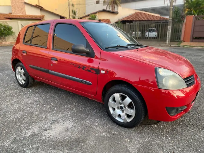 Renault Clio Hi-flex 1.0 16V 5P 2011