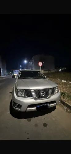 Nissan Frontier Platinum CD 4X4 2.5 TB Diesel 2014
