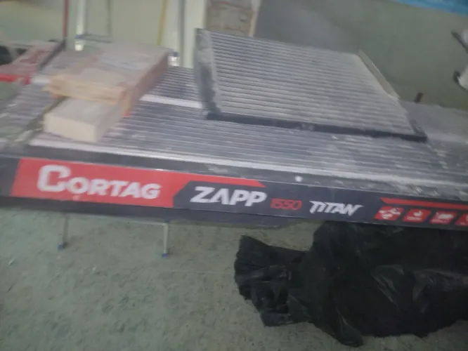 vendo cortador elétrico cortag pouco usado 