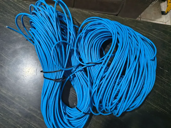 200 metros de cabos de rede cat6 azul