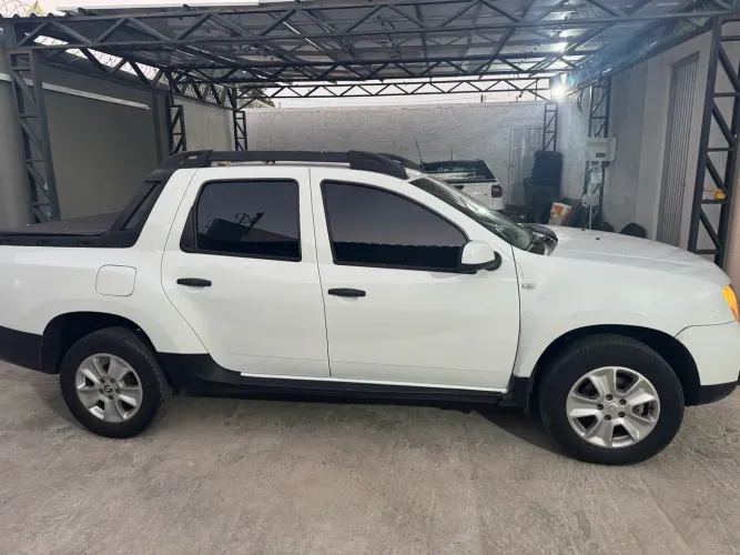 Renault Duster Oroch Exp. 1.6 Hi-flex 16V Mec. 2022