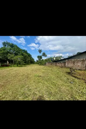 VENDE-SE TERRENO PRÓXIMO A AVENIDA DA AMIZADE