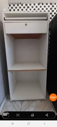 Balcão Caixa Loja Usado em Excelente Estado
