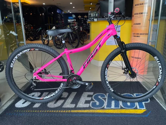 Bicicleta First aro 29