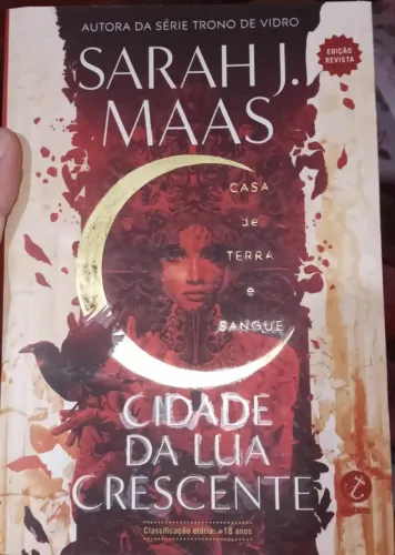 Livro Cidade Da Lua Crescente (Crescent City)