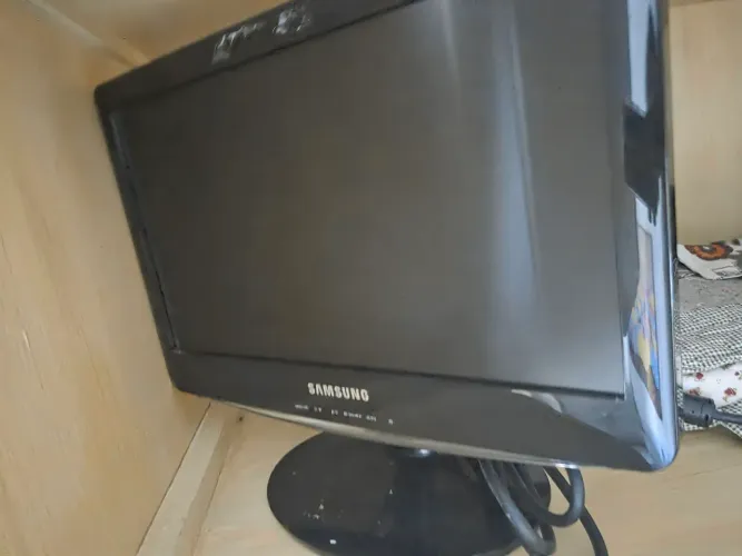 Monitor + impressora com scaner