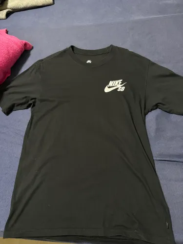 Camiseta Nike SB