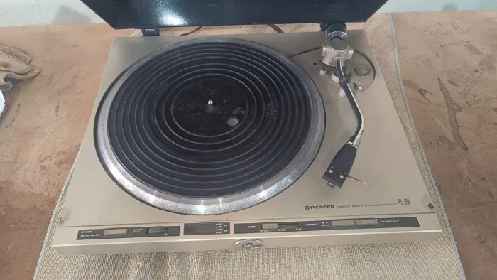 Toca discos Pioneer PL 255