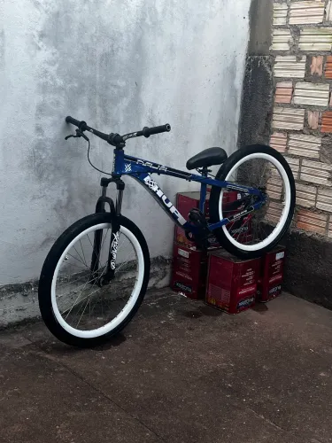 Vendo ou troco hup naja aro 26 numa aro 29