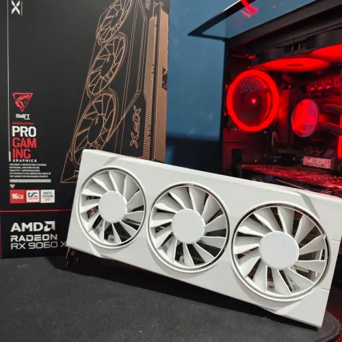 RX 9060 XT 16GB XFX White Edition - Aceito trocas!