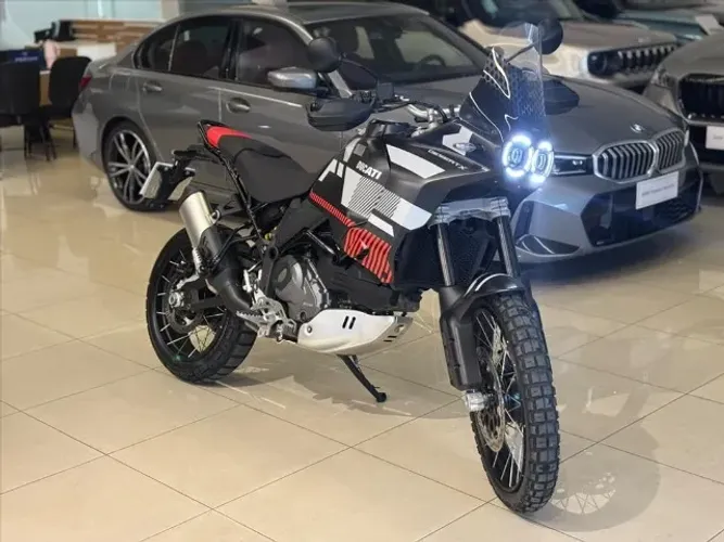 Ducati Desertx 2024