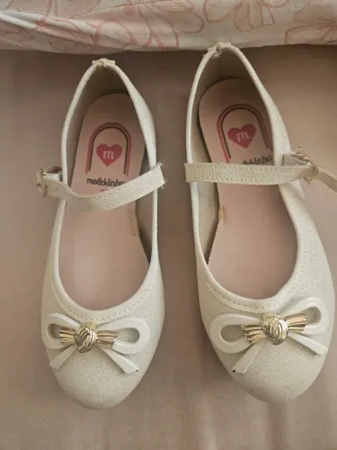 Lote de sapatos infantis nr28