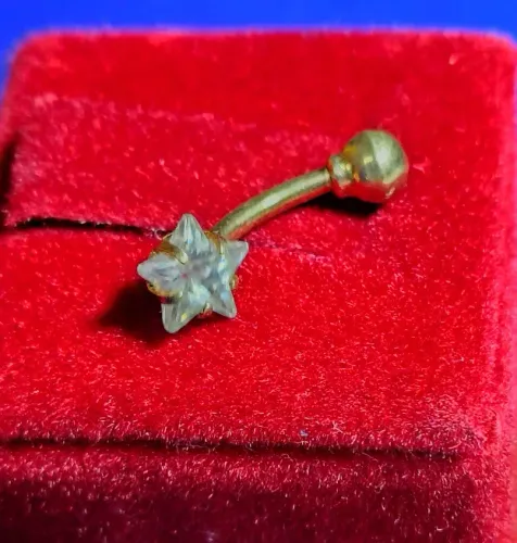 Piercing Ouro 18 Kilates Peso 0.80 Grama 14 mm Estrela 4 mm Maciço