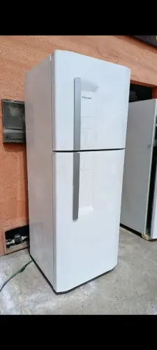 Vendo geladeira Electrolux 435 litros