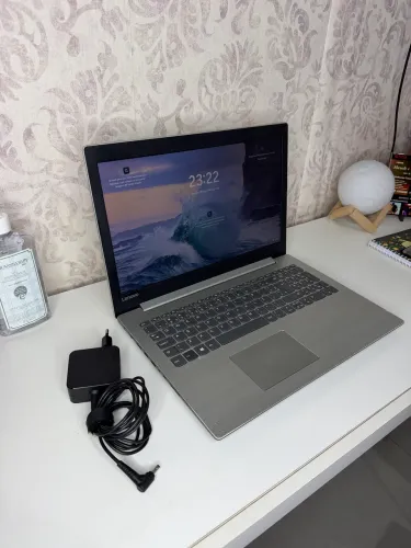 Notebook Lenovo IdeaPad 320 i5 8GB SSD 240GB 15,6" - Excelente Estado